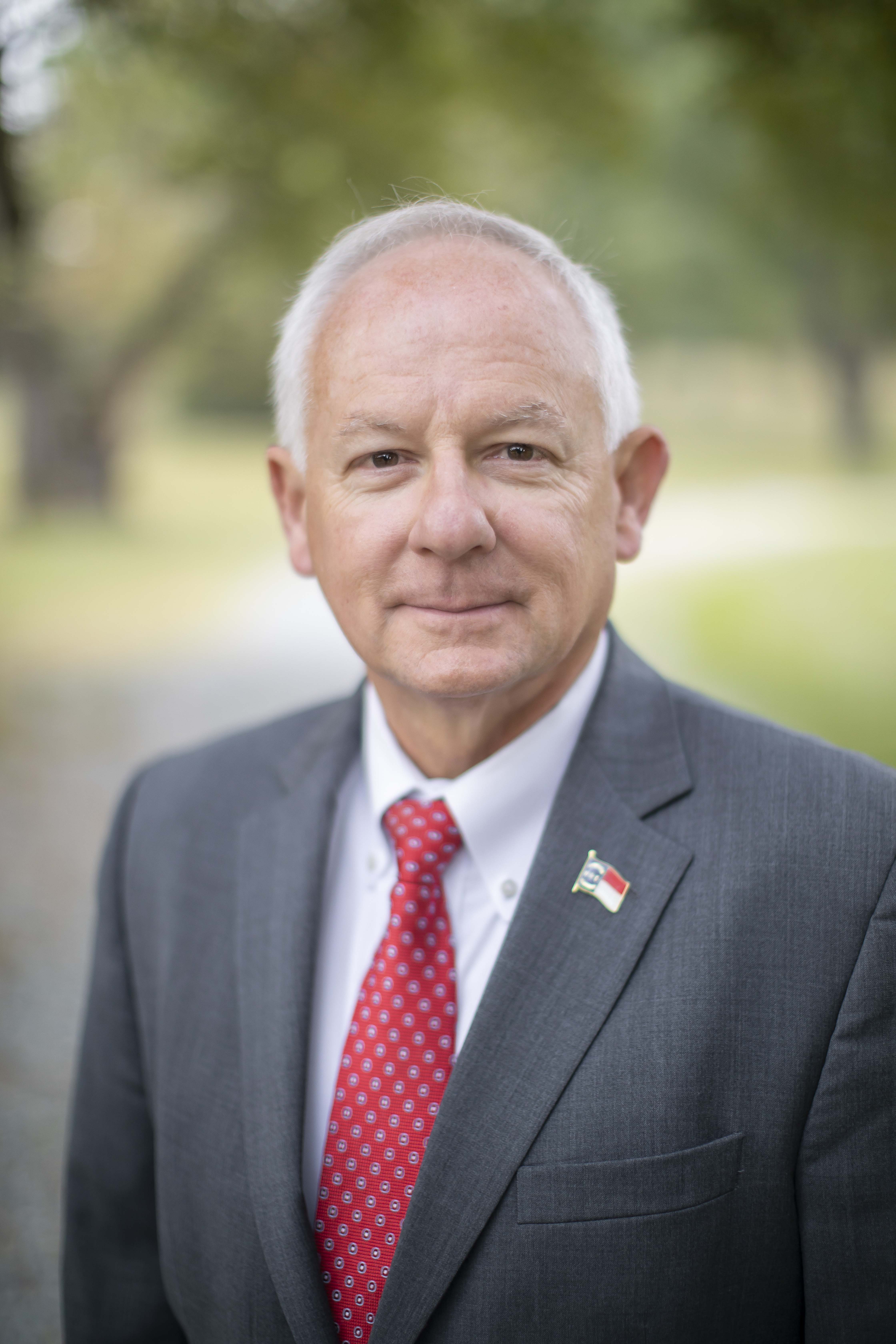 Funeral Directors Boles Funeral Homes & Crematory